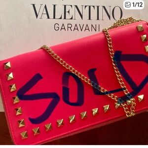 Valentino Garavani Rockstud Zipped Wallet With Chain
